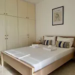 Center, Cozy With A Stunning View - No 2 Kos