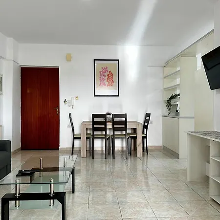 Center, Cozy Apartment, With Amazing View, 